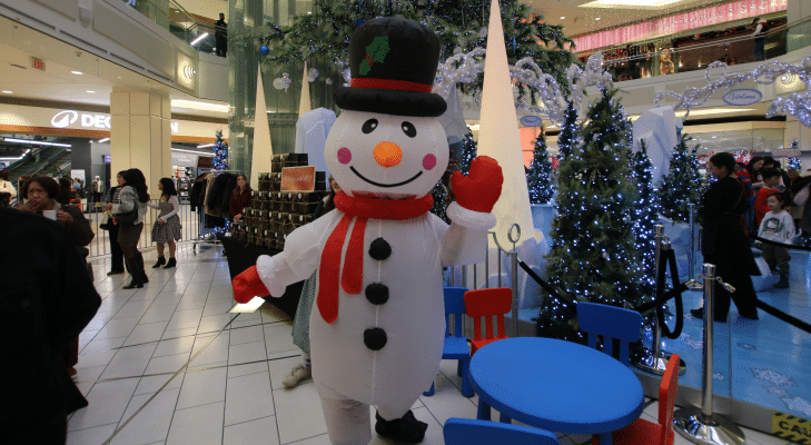 Snowman at Metropolis at Metrotown